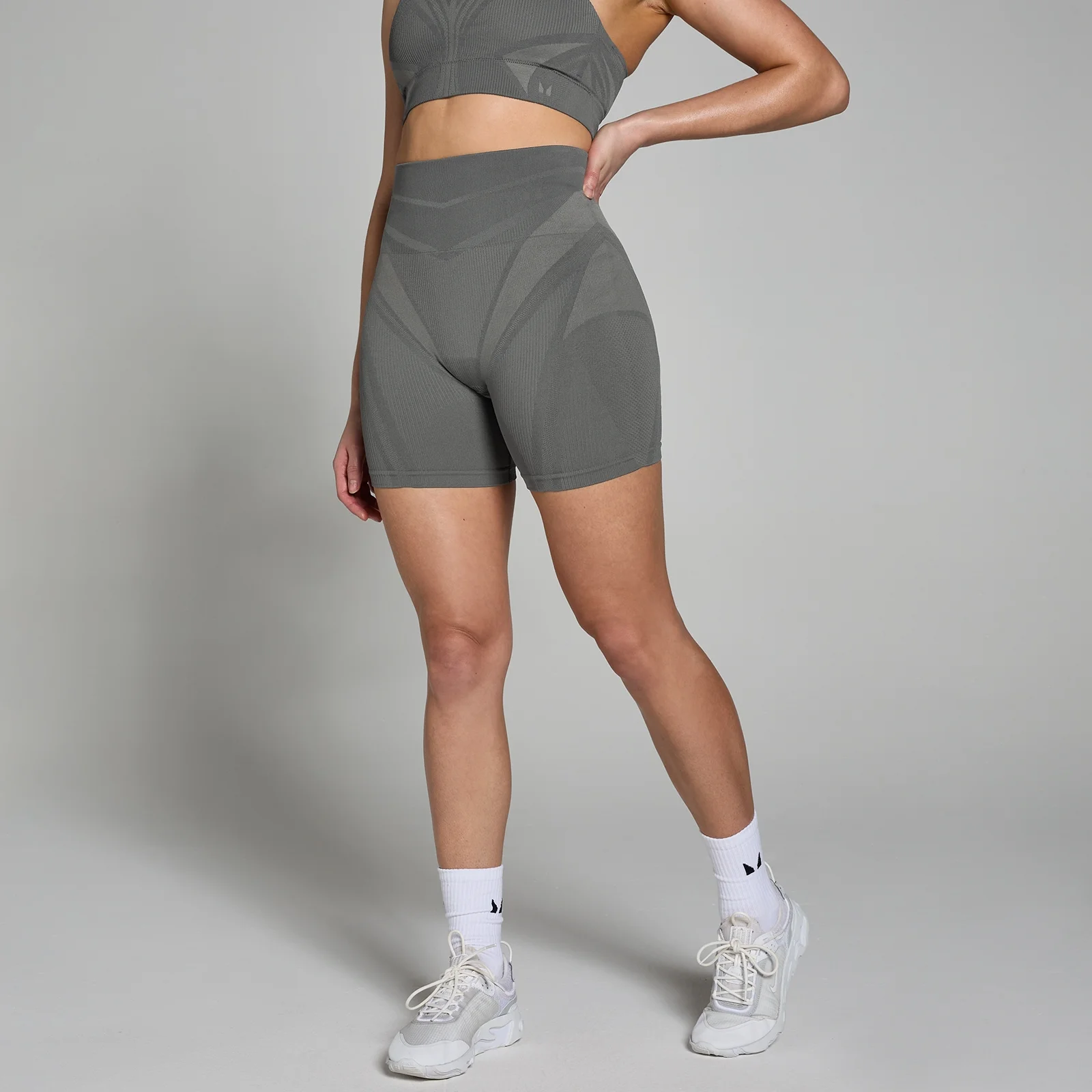 MP Női Tempo Ultra Geometric Seamless rövidnadrág - Karbon - XS kép 1