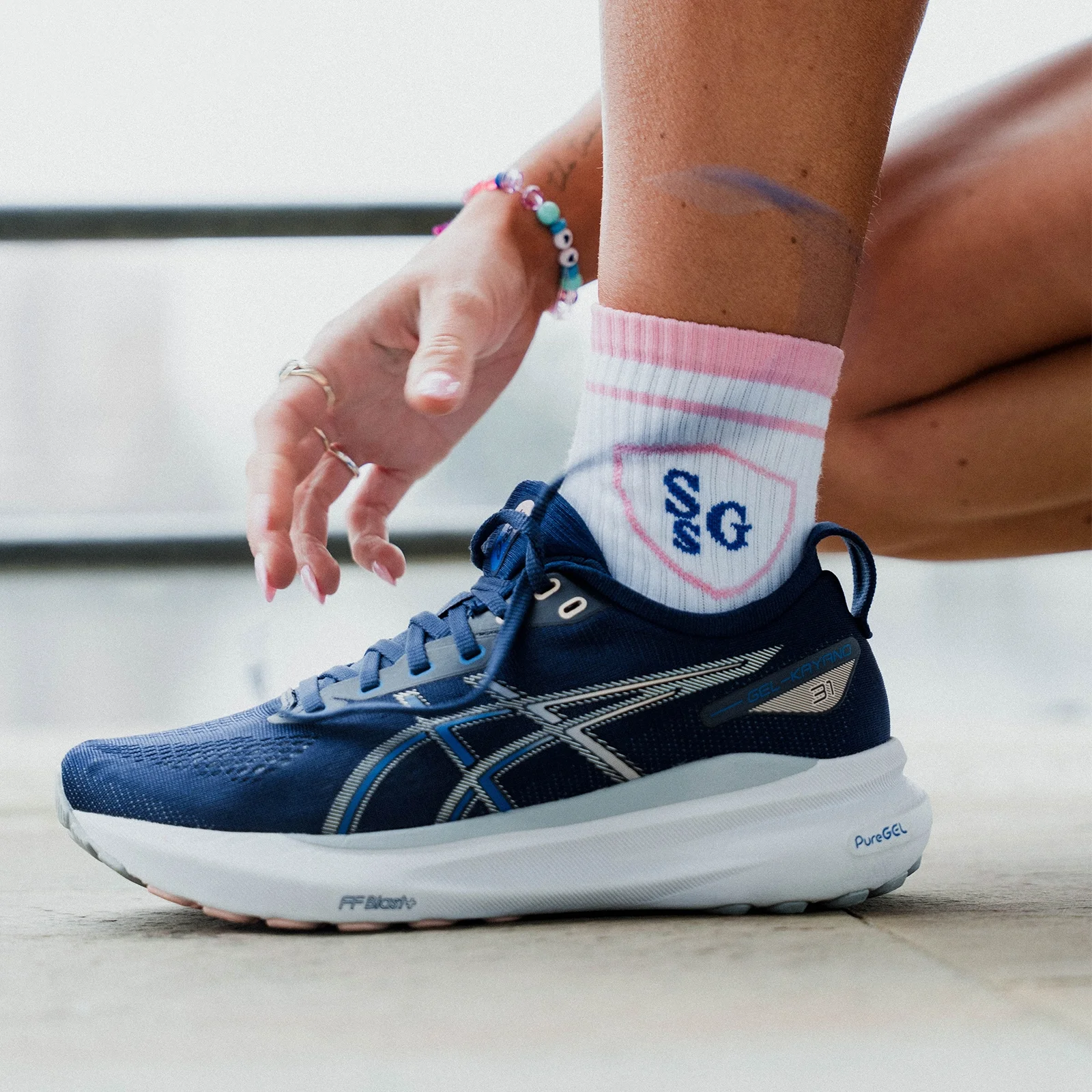 MP Strong Girl Society Crew Zokni (1 db) – Fehér - UK 2-5 kép 1