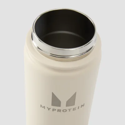Myprotein Újrahasznosított Fém Flip Straw Palack 500 ml - Természetes krémszín kép 6